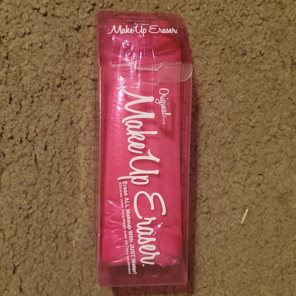 Makeup eraser